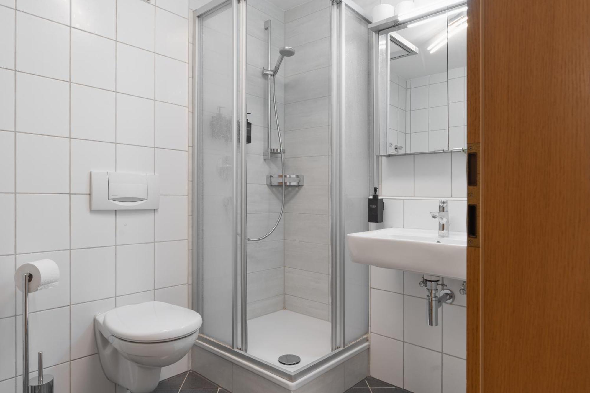 Untersee-Suite Istayunixi Seenaehe-Terrasse-Workspace-Netflix-Parkplatz Radolfzell am Bodensee Exteriér fotografie